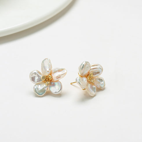 Keshi Pearl Flower Petal Earrings and Ring (US) - House Of Pearls